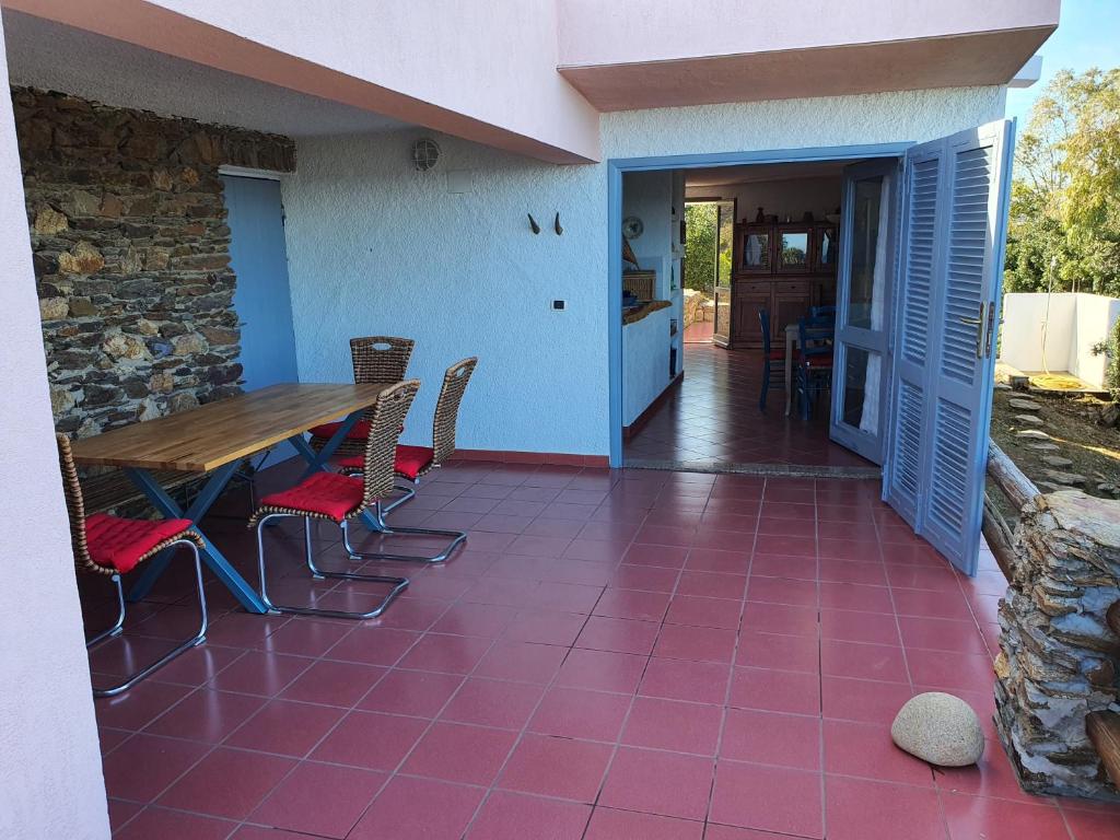 Panorama a San Teodoro - Spettacolare villa vista mare