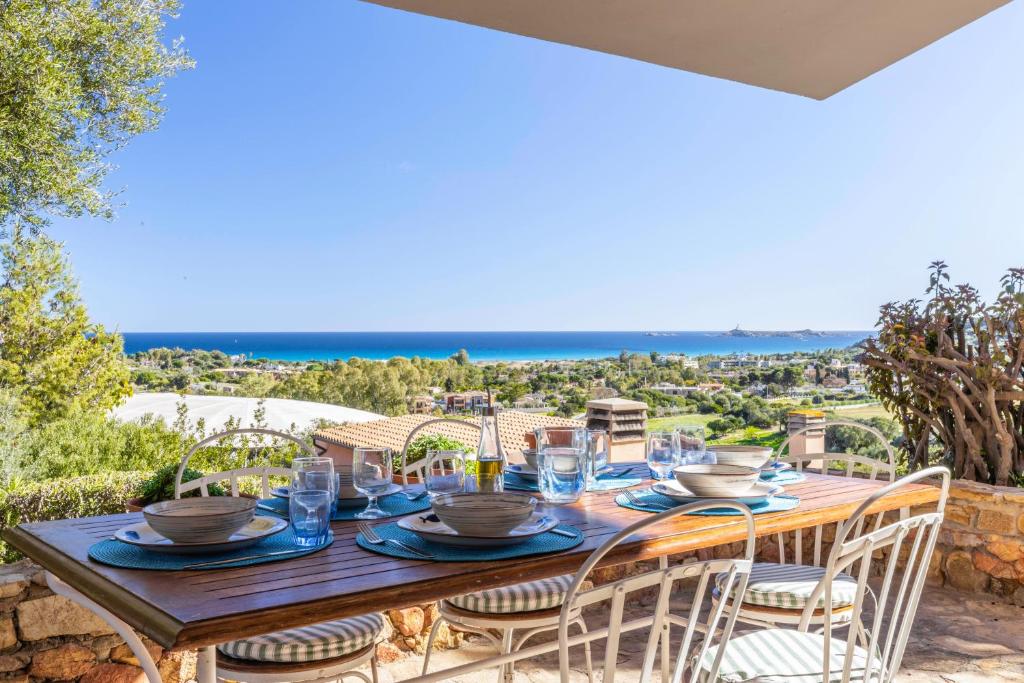 Sea Front Sardinia a Villasimius - Lussuosa villa fronte mare