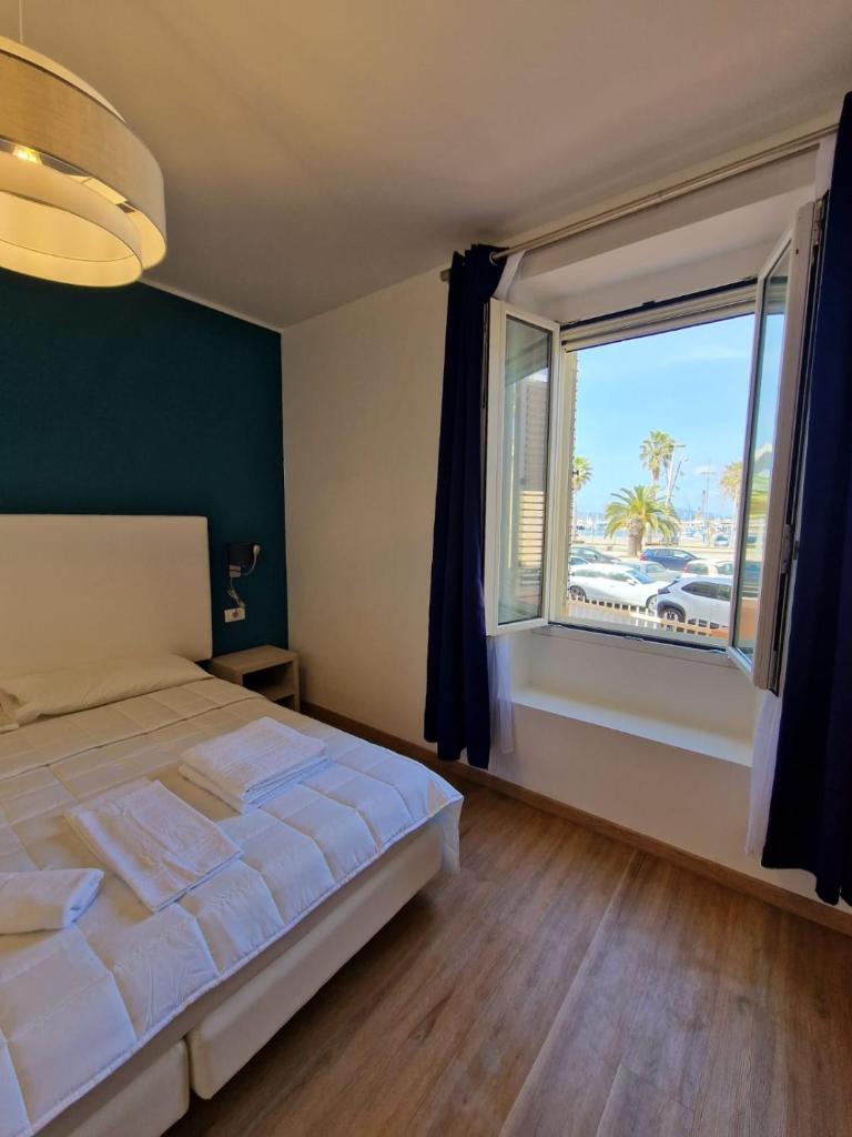Butterfly Accommodation ad Alghero - Colorato B&B sul mare