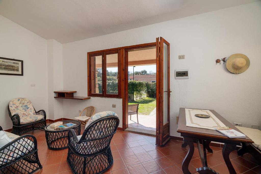 Gian's Home a San Teodoro - Spazioso Appartamento Centrale