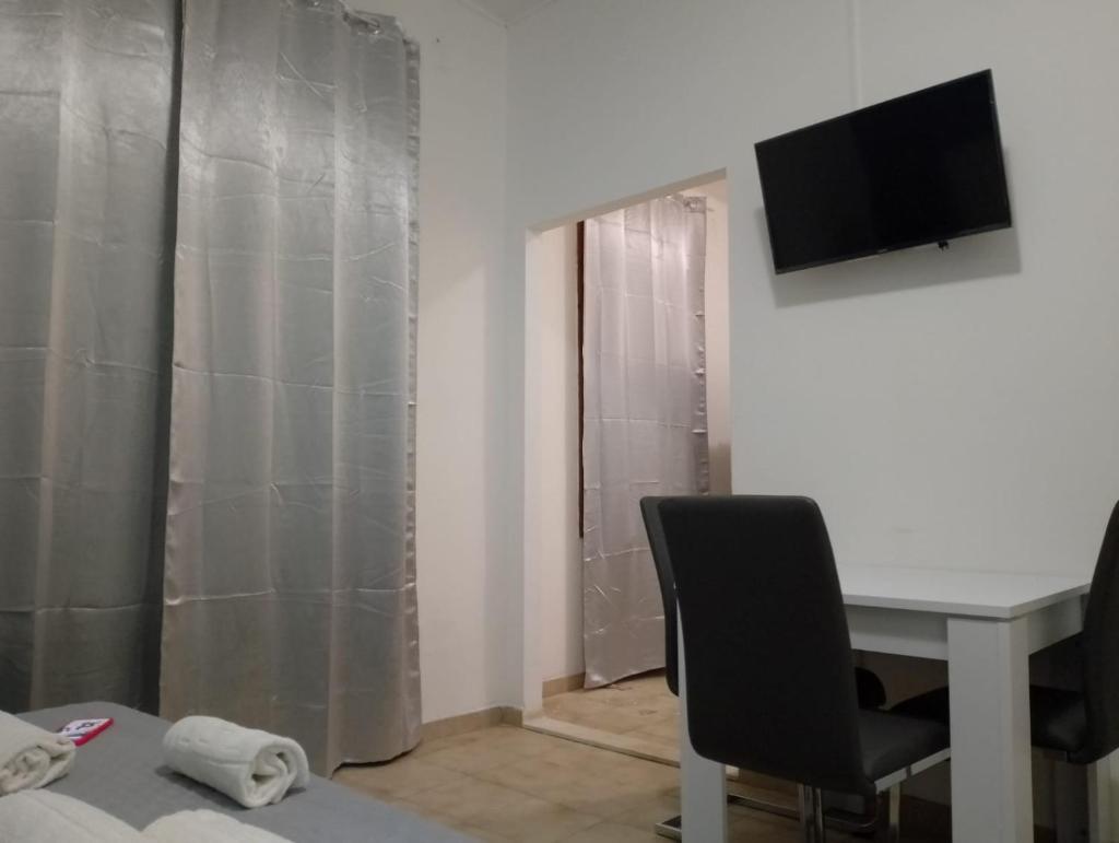 Costa Brava ad Alghero - Comodo self check-in in centro