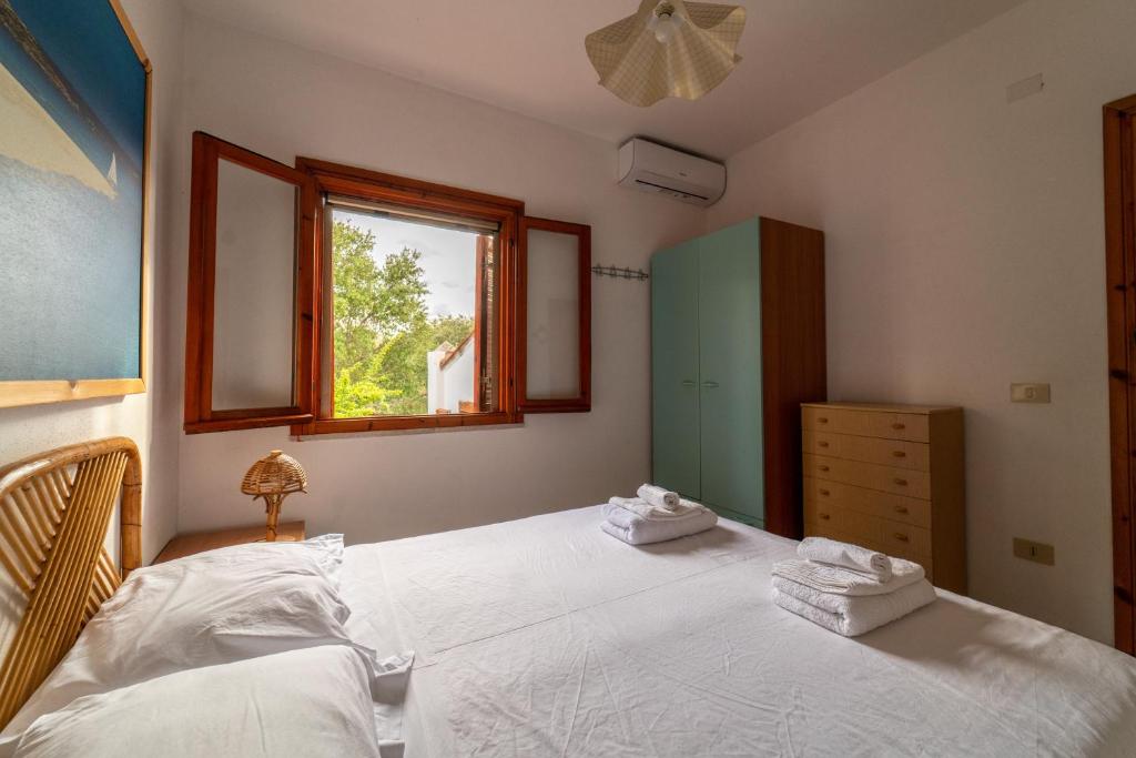 Villa Vista Mare a San Teodoro - Lussuosa Casa Centrale