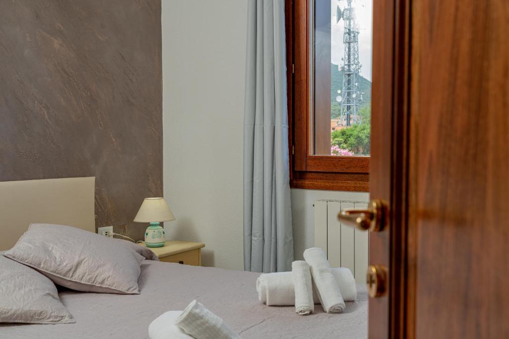 Rooms Tavolara a San Teodoro - Affittacamere Panoramico