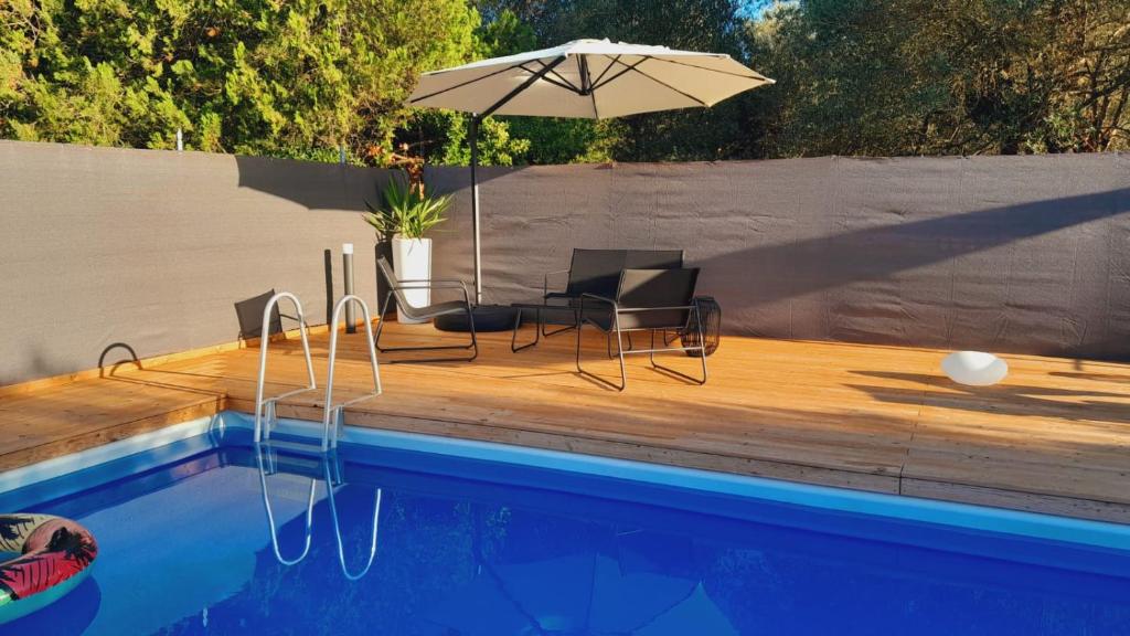 Villa Relax ad Alghero - Lussuosa Villa con Piscina