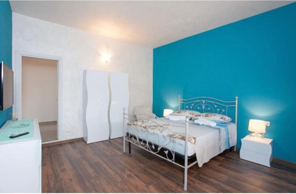 Da Claudietto a San Teodoro - Camere accoglienti in centro