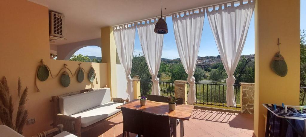 Dimora Pintau a Villasimius - Appartamento con piscina