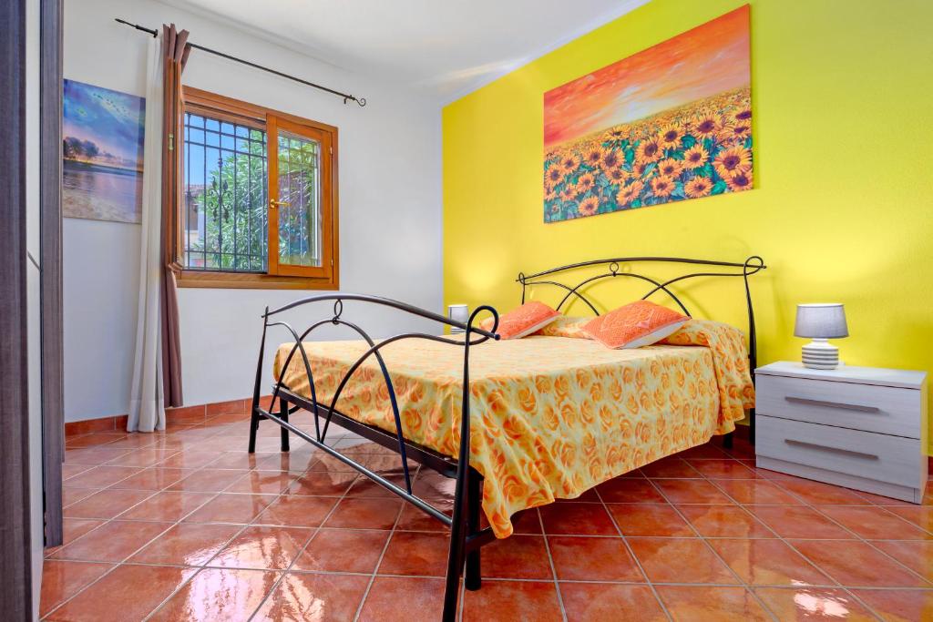 Casa Bouganvillea a San Teodoro - Oasi con Giardino
