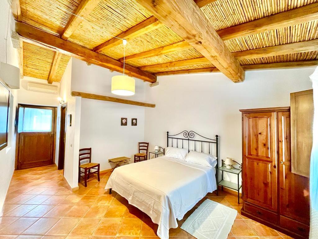 Li Scopi a San Teodoro - Agriturismo Vicino al Mare