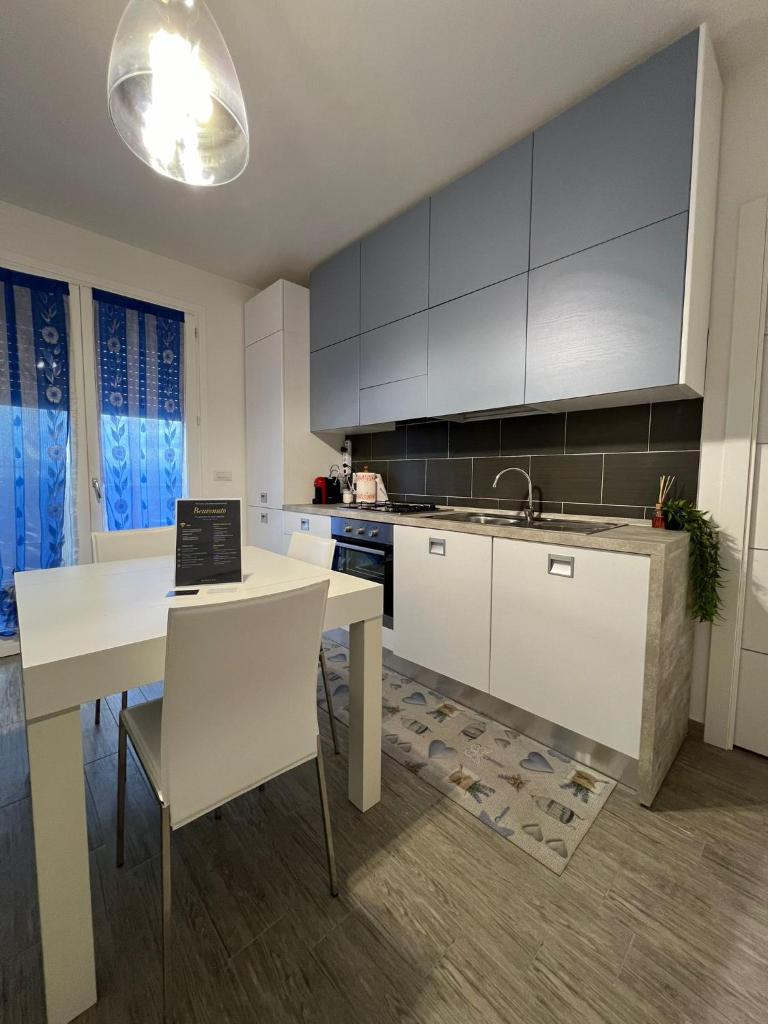 PM 10 ad Alghero - Moderno appartamento con parcheggio