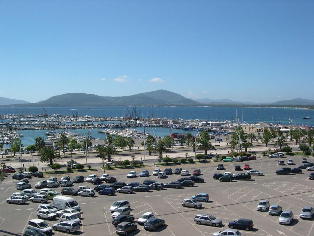 Pace 27 ad Alghero - Spazioso appartamento vista città