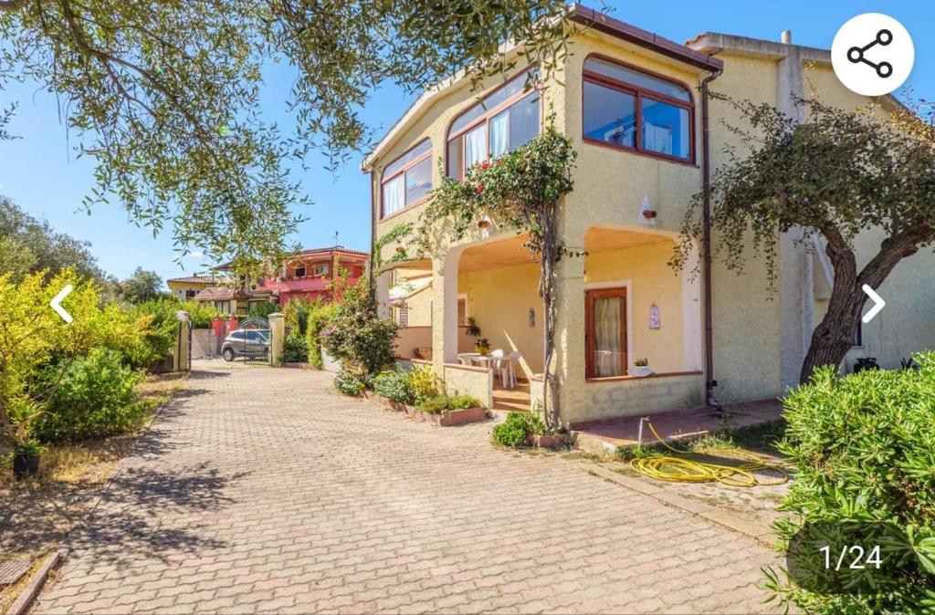 Casa Rosmarino a San Teodoro - Incantevole B&B con giardino