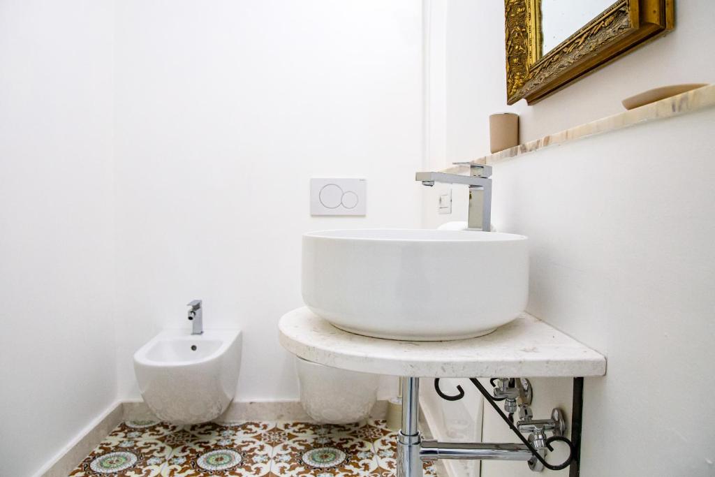 Honoré de Balzac ad Alghero - Camere Confortevoli Centro