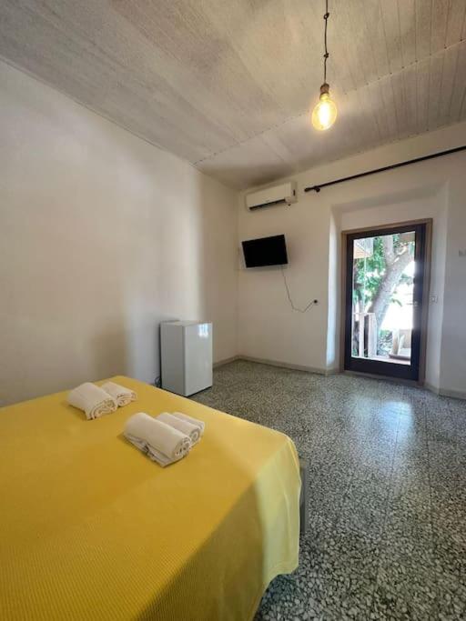 Ficus Room a San Teodoro - Appartamento nel cuore città