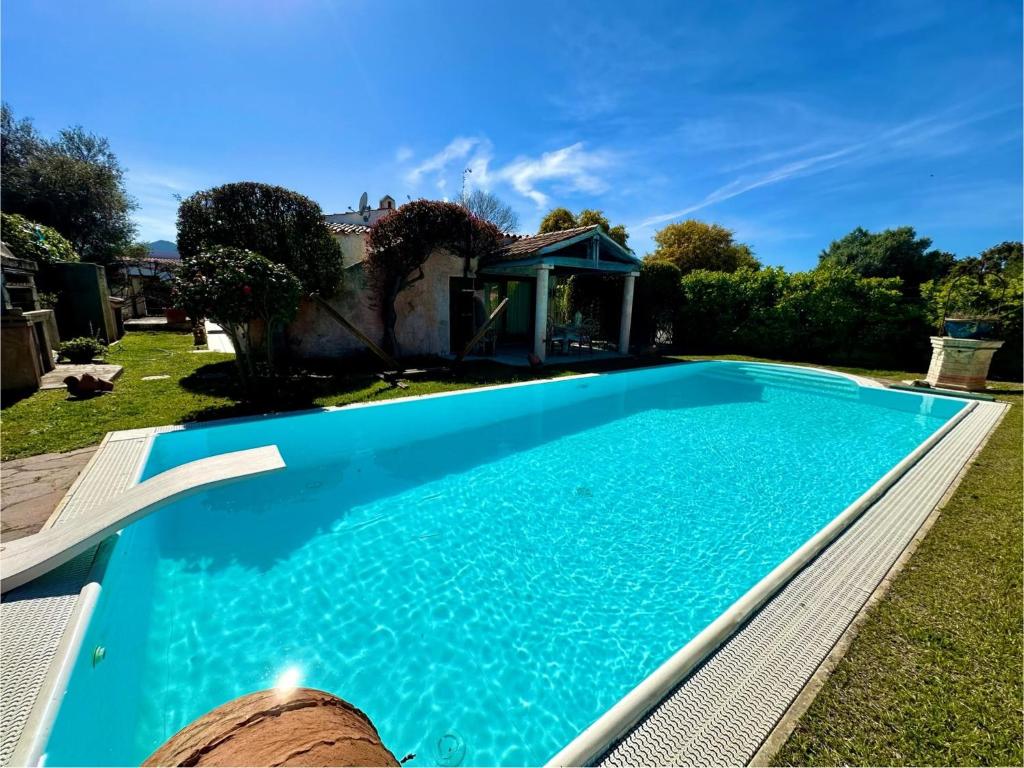 Villa del Sole a San Teodoro - Lussuosa con piscina