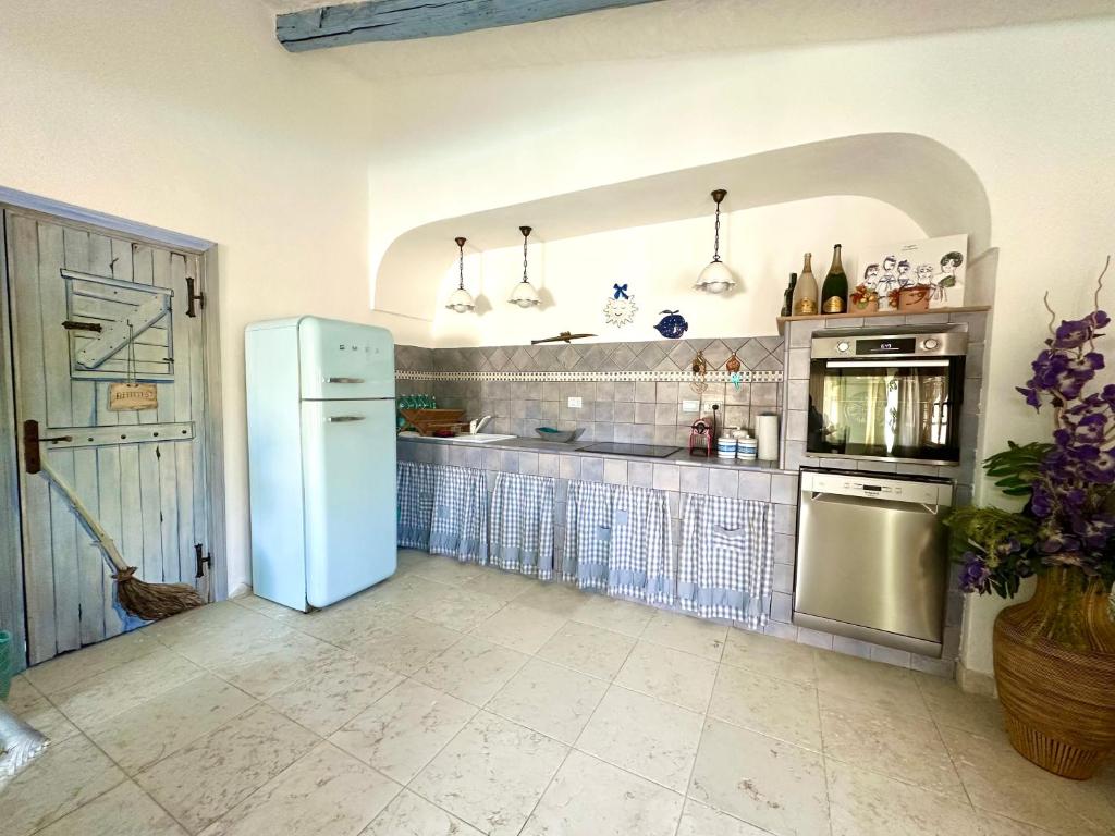 Villa del Sole a San Teodoro - Lussuosa con piscina