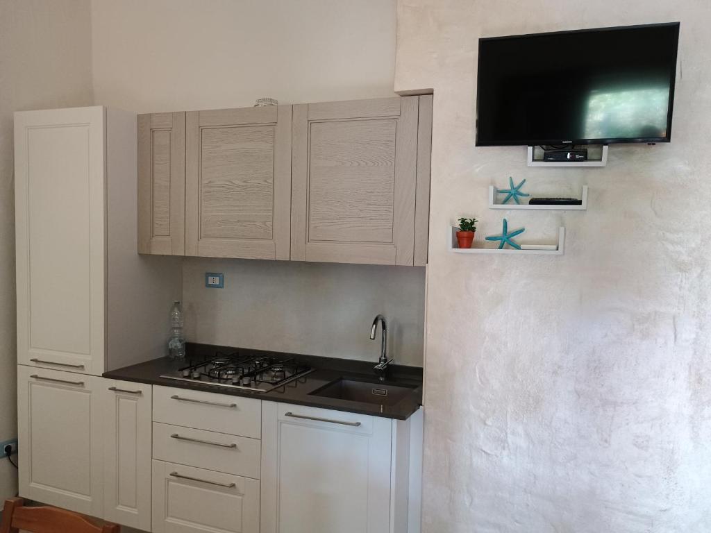 Villetta Bouganville a San Teodoro - Oasi con giardino