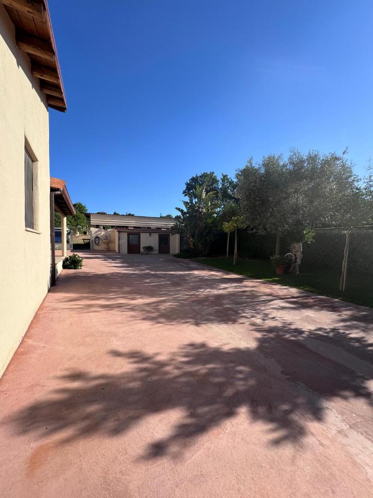 PM 85 ad Alghero - Splendida villa con giardino sul mare