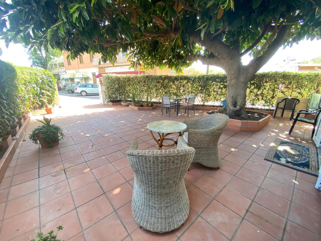 Tirreno 35 a San Teodoro - Comodo alloggio con terrazza
