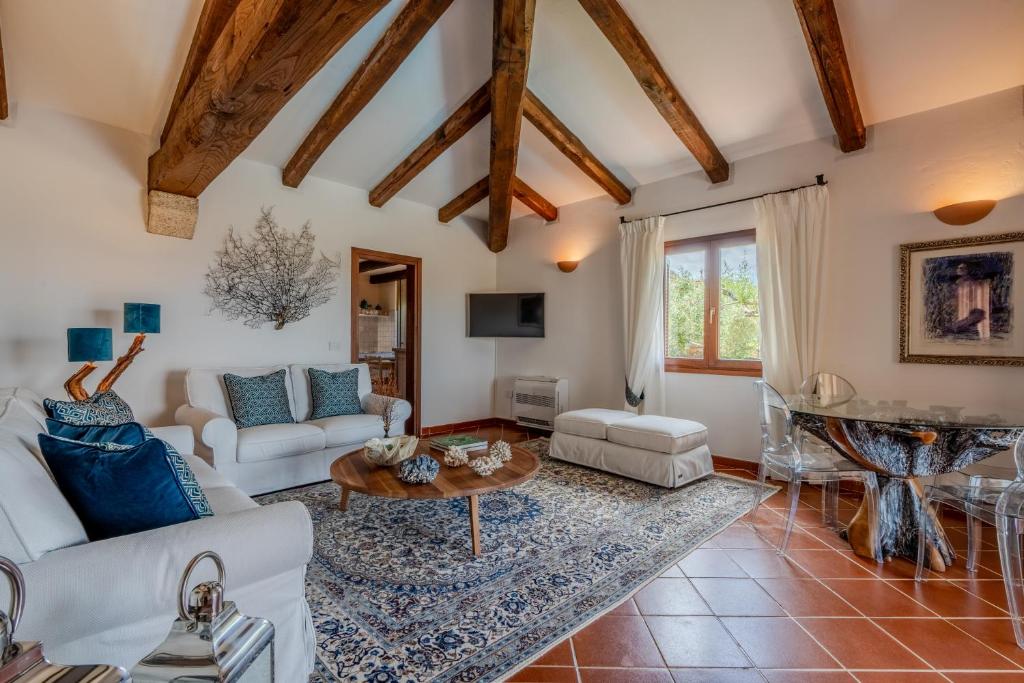 Villa Capo Coda Cavallo - Lussuosa villa vista mare