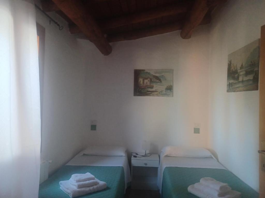 B&B Helios a San Teodoro - Relax con vista giardino