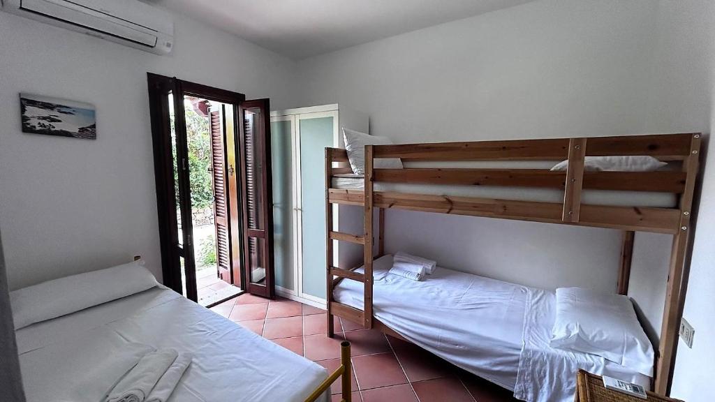 Villino Fenicotteri a San Teodoro - Casa vicino La Cinta