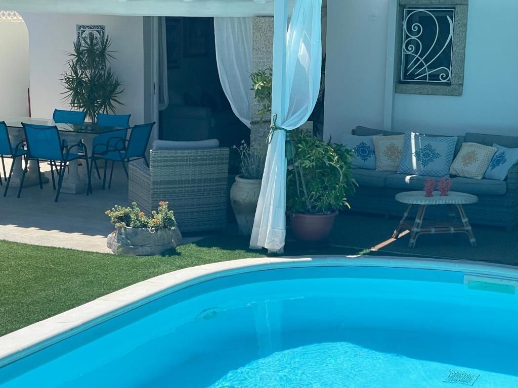 Villa Adel a San Teodoro - Lussuosa villa con piscina