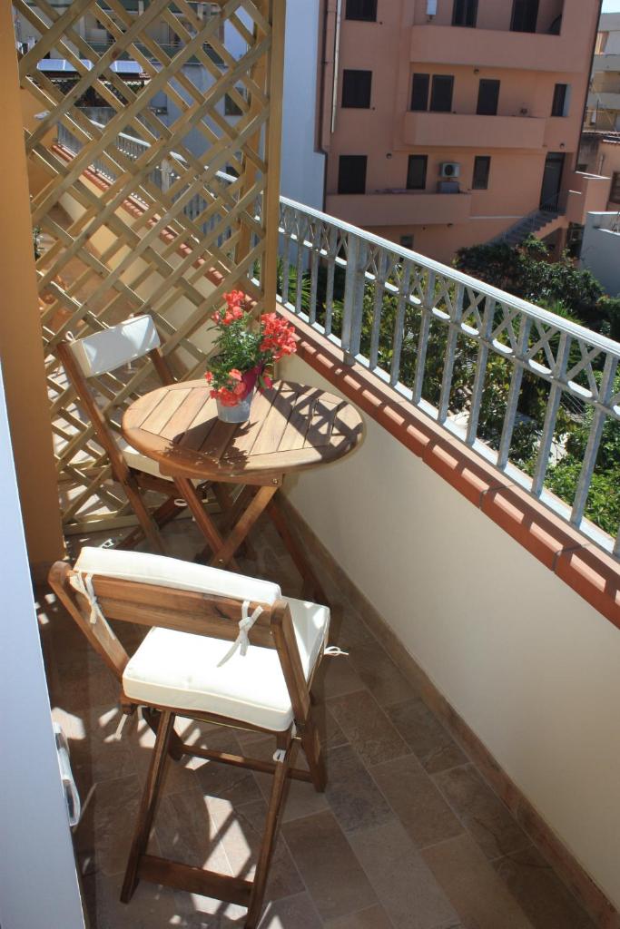 Terrazzi in Fiore ad Alghero - Incantevole B&B centrale