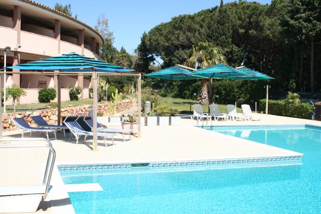 Verdemare Uno a Villasimius - Appartamenti con Piscina