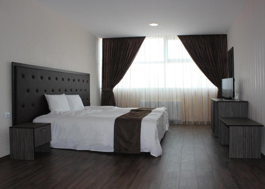 Family Hotel Silistra