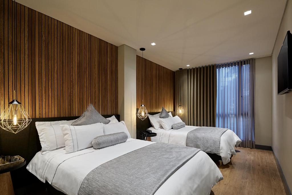 Hoteles en el Poblado, Medellin 140306619