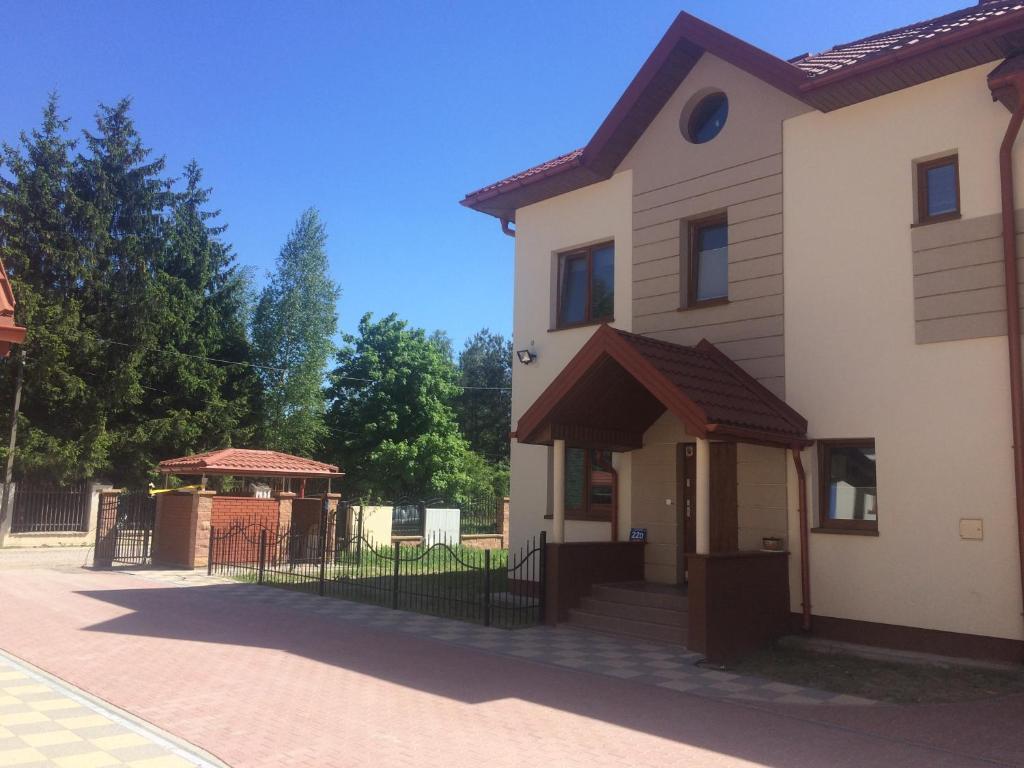 Noclegi u Ireny - Housity