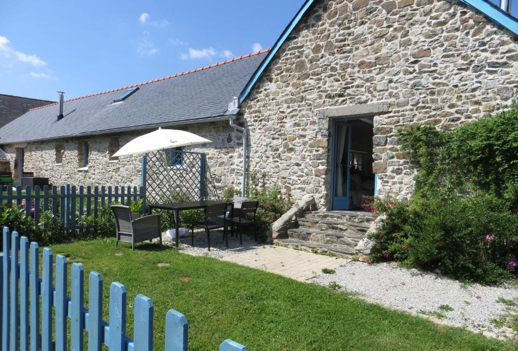 Corentin Cottages - Stewart Morpurgo - Housity