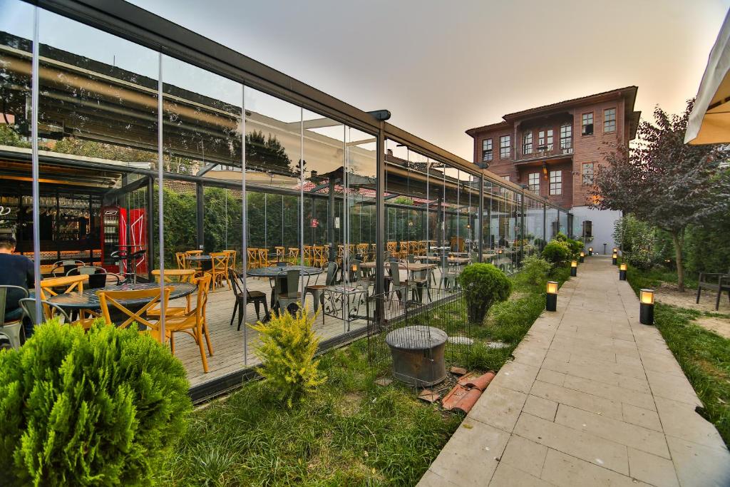 Kaf Konak - Housity