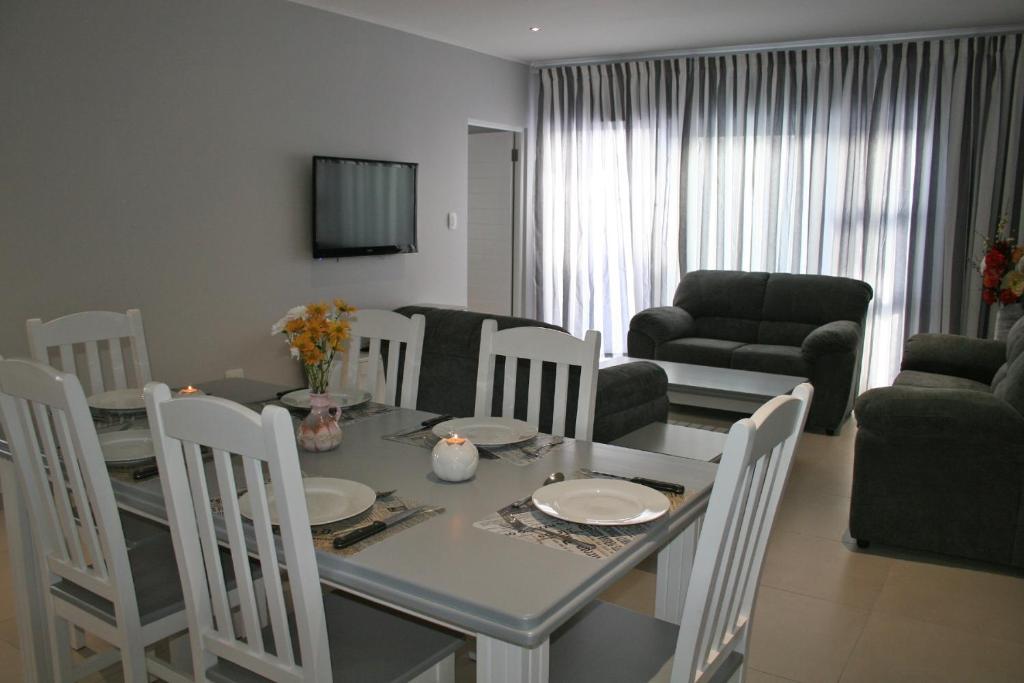 Myoli Holiday Apartments - Image 17