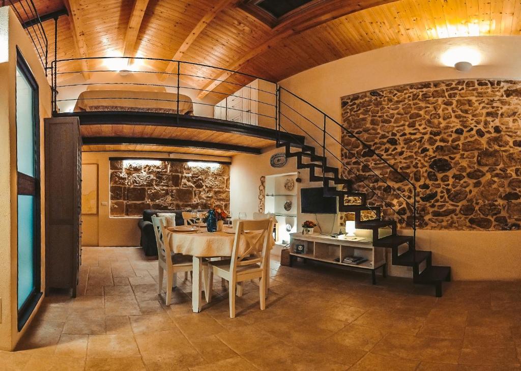 Hillary's Loft ad Alghero - Incantevole Appartamento Storico