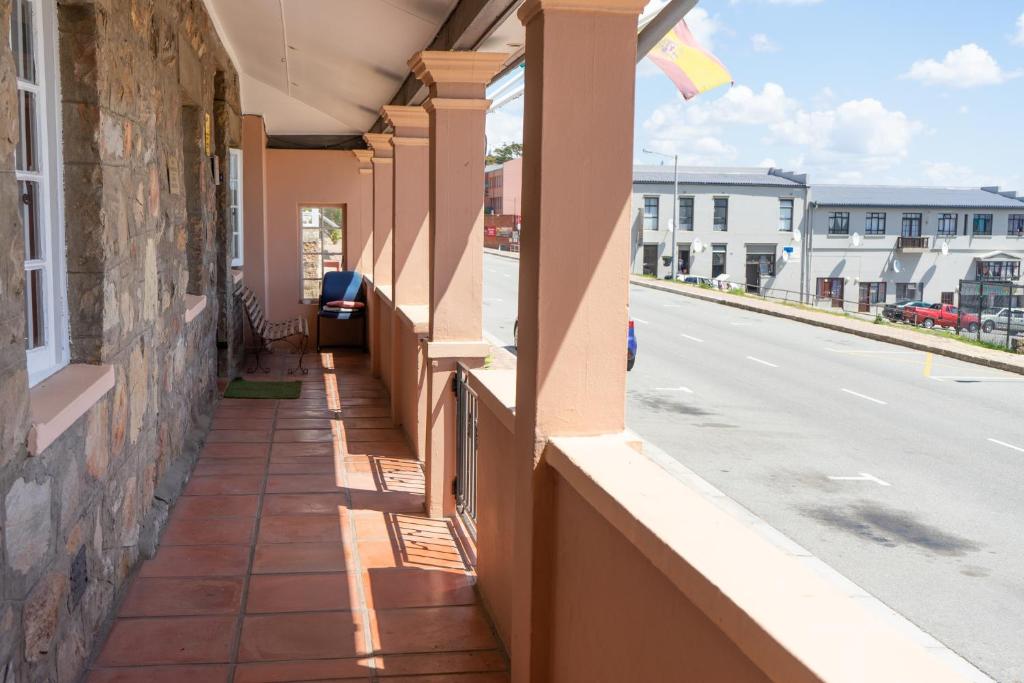 Bay Vista Guesthouse - Image 15