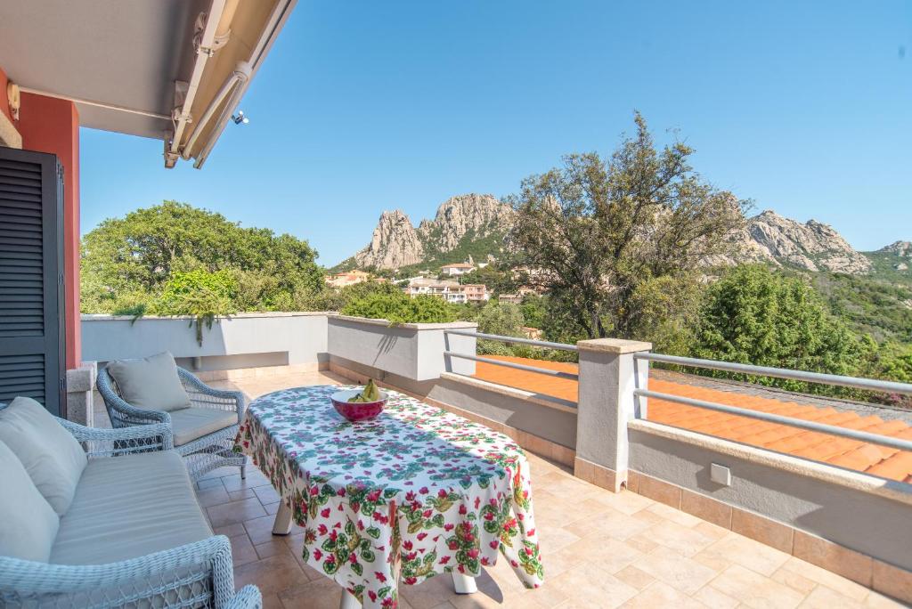 Casa Fiorella a San Pantaleo - Confortevole con terrazza