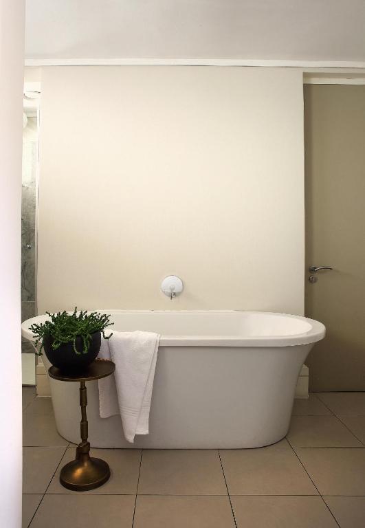 Asilia Suites Knysna Waterfront - Image 21