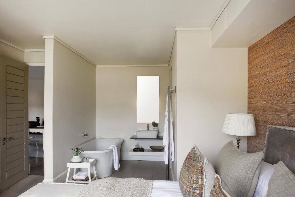 Asilia Suites Knysna Waterfront - Image 22