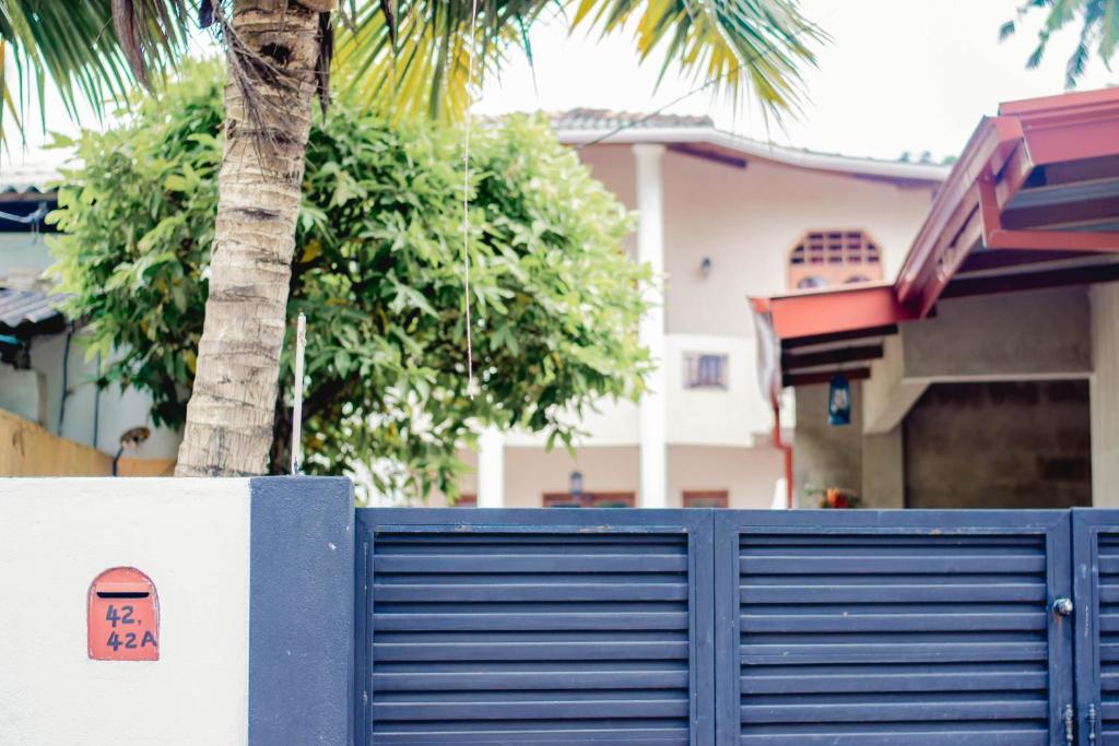 4ty two Homestay Galle - Housity