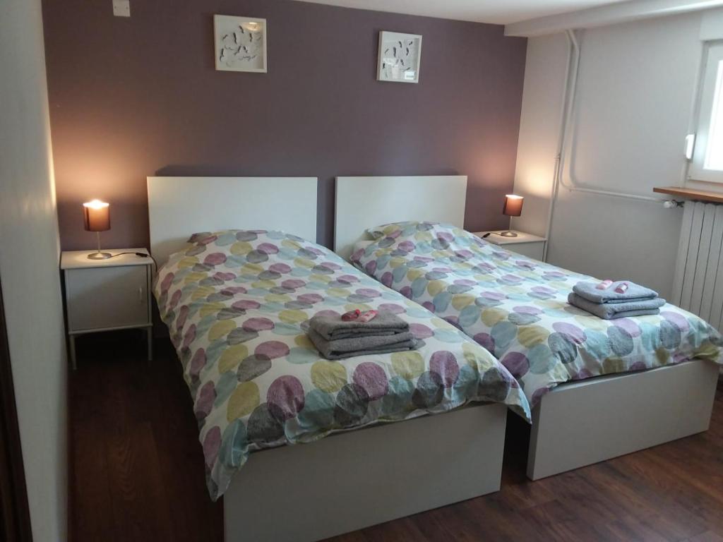 gites des champs - Housity