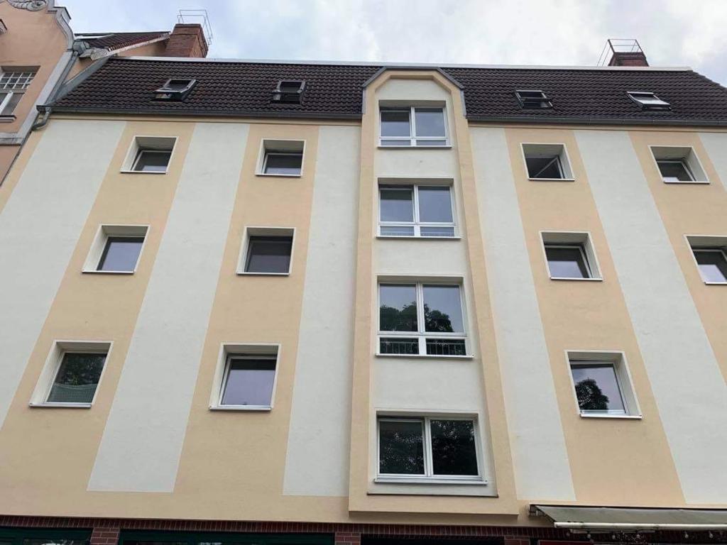 TOP LAGE 2 Zimmerwohnung mit Balkon und bester Aussicht in OG 2 links - Hizvo