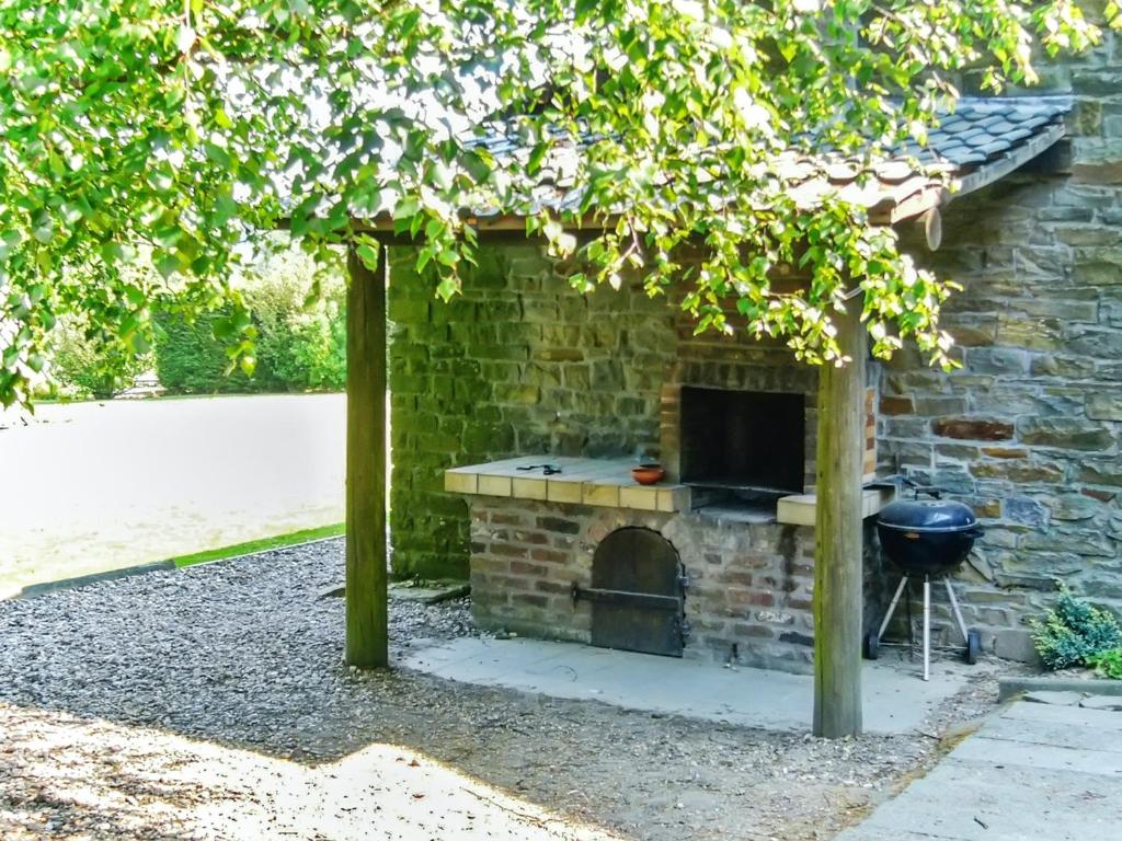 Spacious House in Anthisnes - Holiday Home