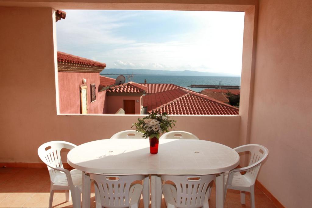 Casa L'In Costa Rossa a Isola Rossa - Paradiso sul mare