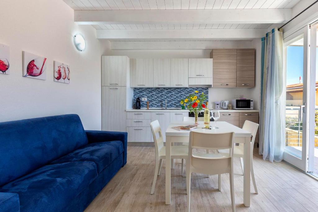 Appartamento Isola Rossa - Comfort e vista mare unica