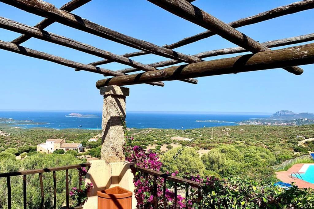 Sunrise 23 a San Pantaleo - Appartamento con piscina