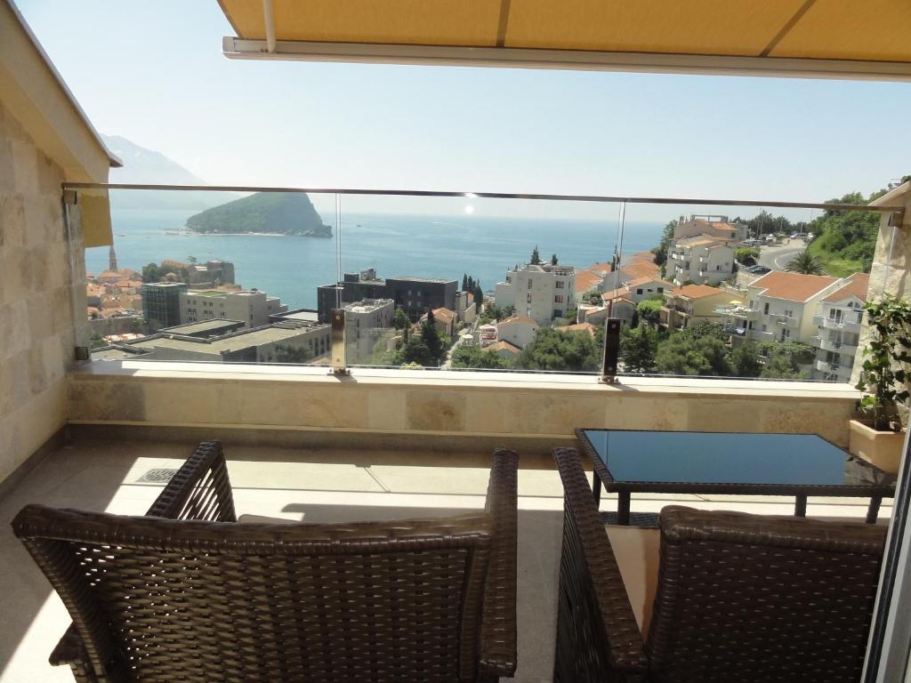 Suitetrails - The Old Town Viewpoint Apartments