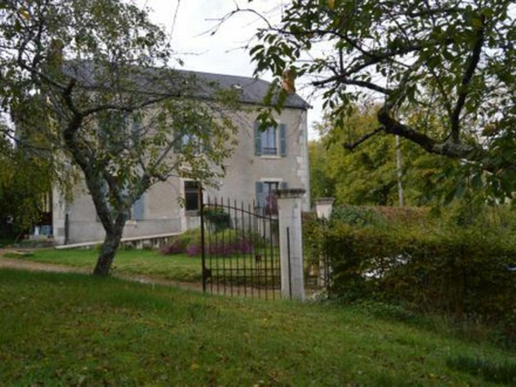 Villa Le Pont-Chrétien-Chabenet, 3 pièces, 7 personnes - FR-1-591-206 - Housity
