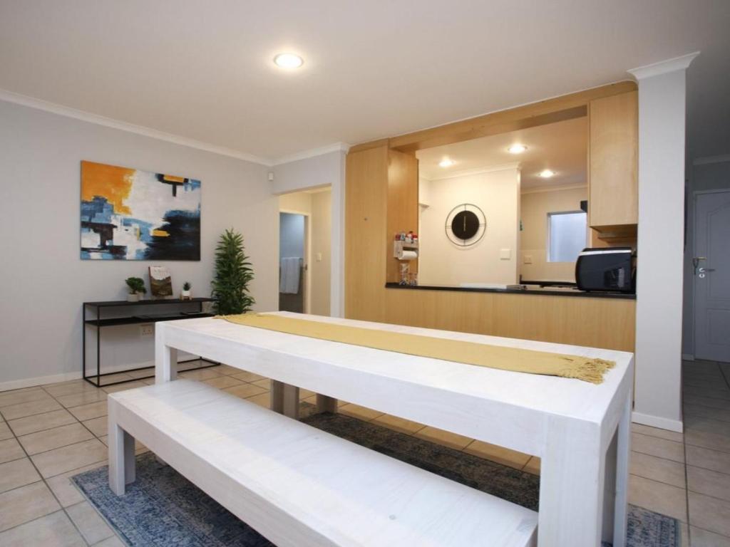 Go2Boa Luxury Apartment - Image 15