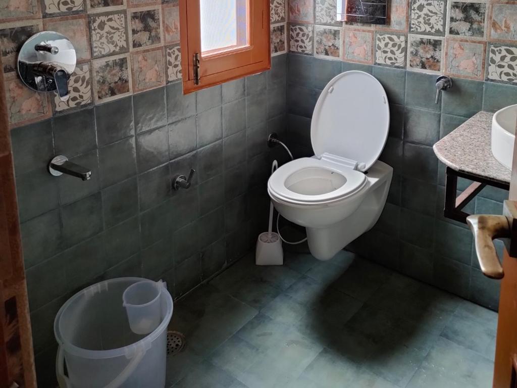 Hotel Cozy Haven - Housity